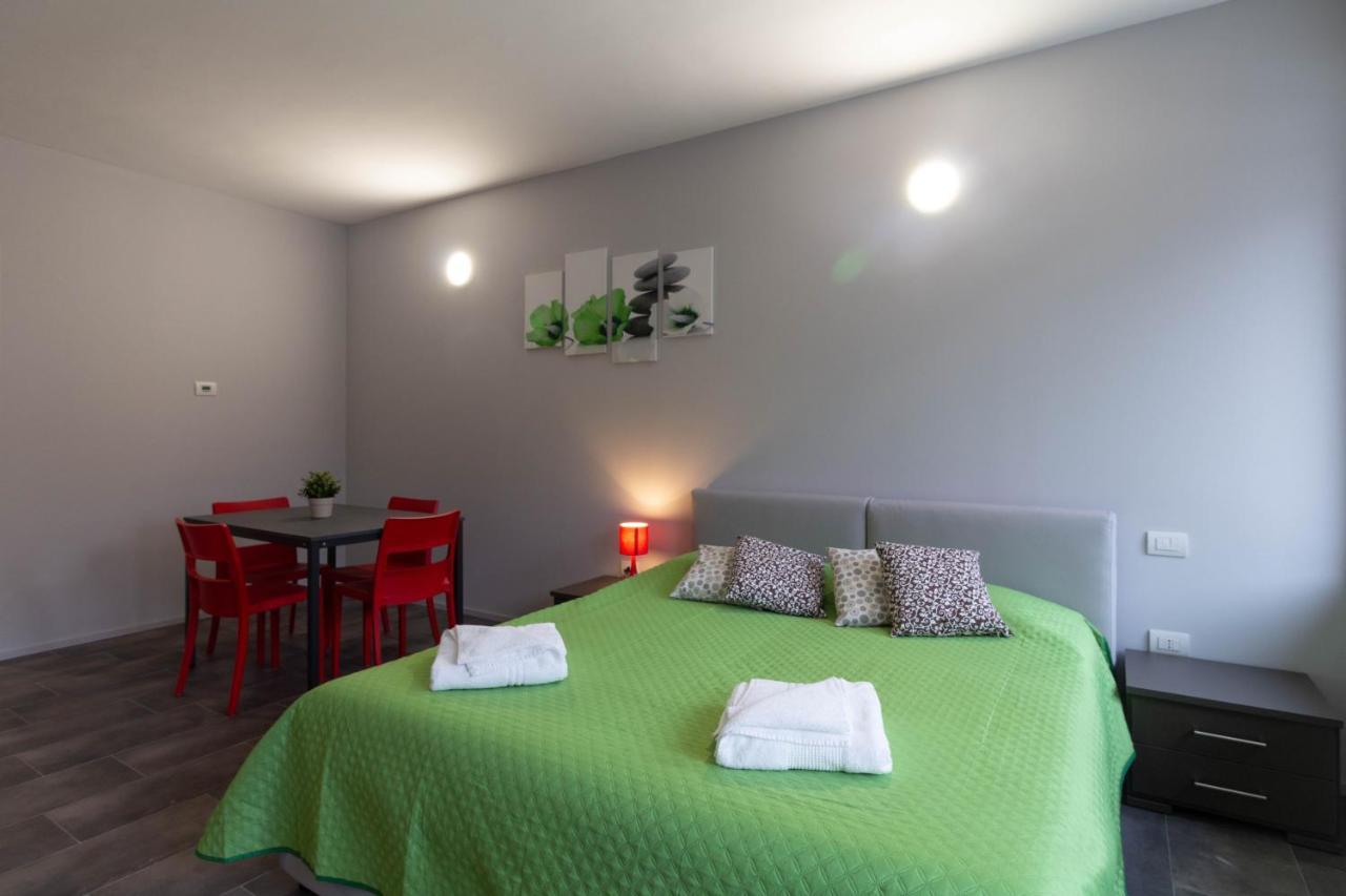 Lime Apartment - Affitti Brevi Italia เลคโค ภายนอก รูปภาพ